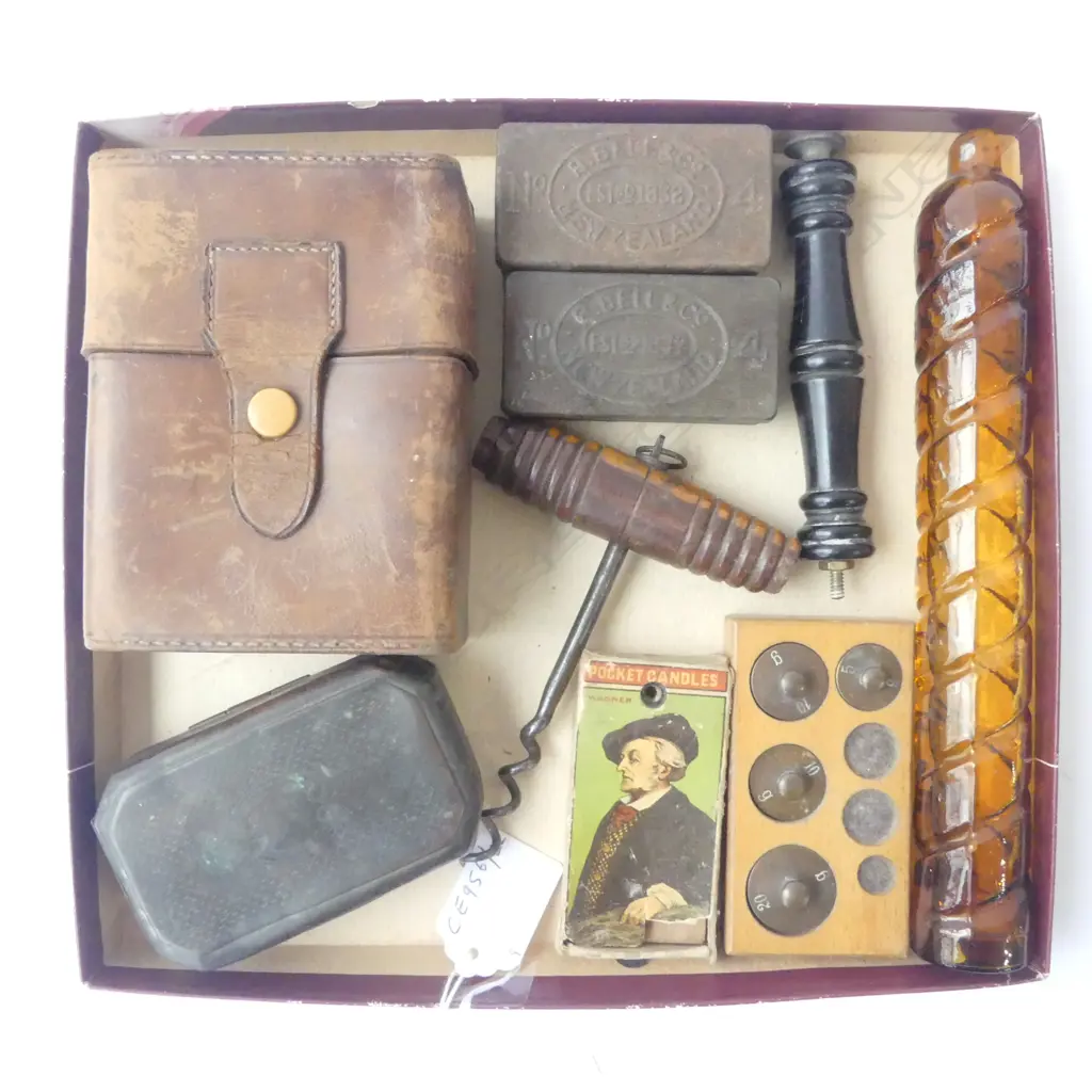 MINI MAX FIRE EXTINGUISHER, GEORGIAN SNUFF BOX, CORKSCREW, WEIGHTS, NZ VESTA TINS ETC Image 1++