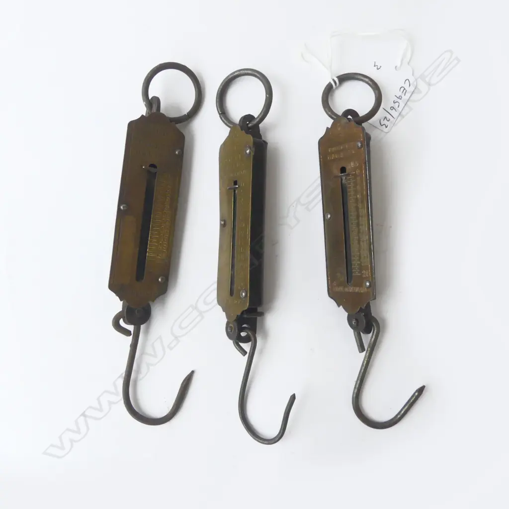 3 ANTIQUE BRASS POCKET BALANCE SCALES HUGHES ENGLAND, & GERMANY, L.180MM Image 1++