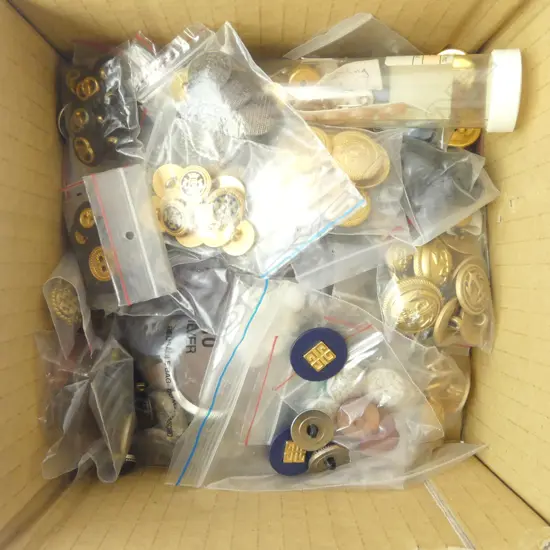 LRG COLLECTION ASST. BUTTONS