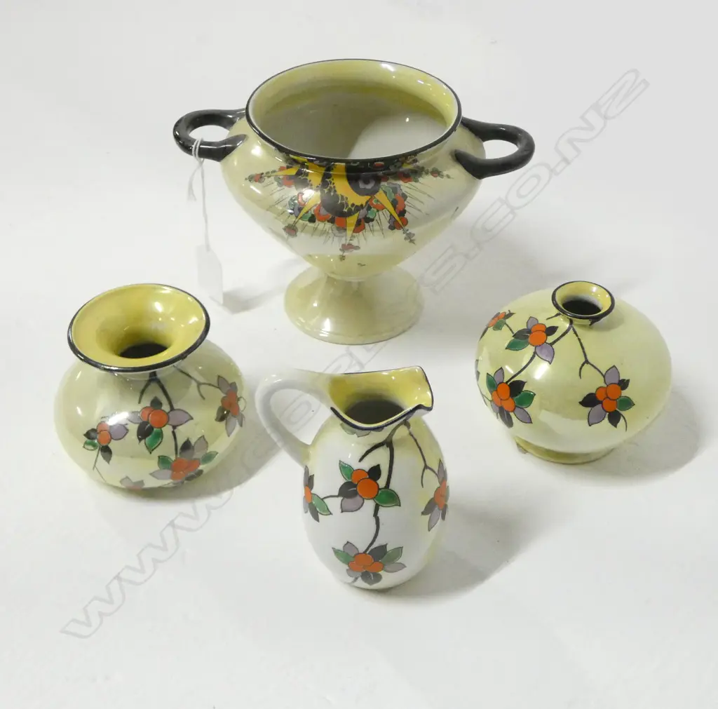 4 SHELLEY  CHINA LUSTER VASES H135MM TALLEST Image 1++