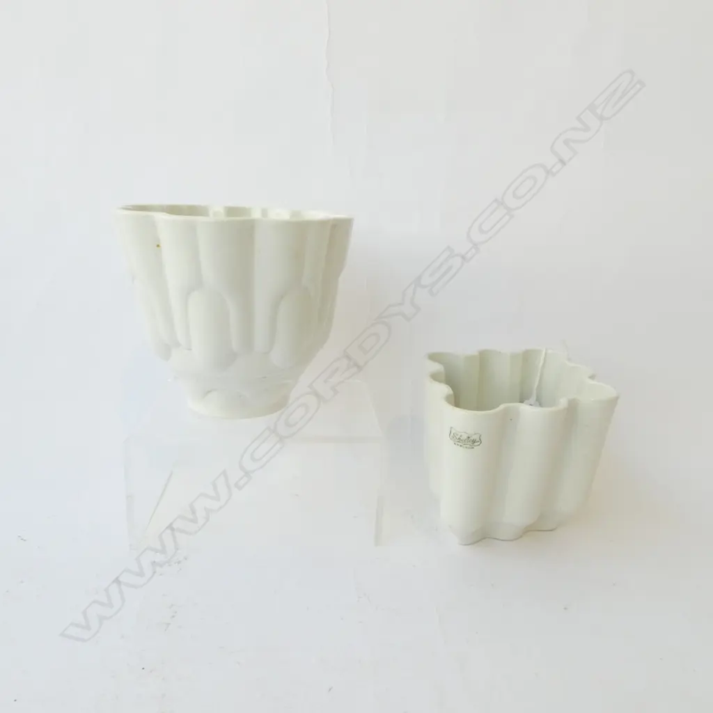 2 SHELLEY CHINA JELLY MOULDS Image 1++