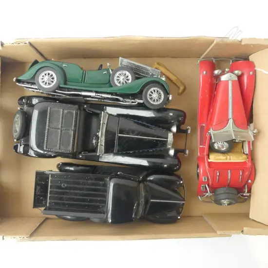 4 DIE CAST FRANKLIN MINT MODELS - 3 VINTAGE CARS (some distress) & PICK UP TRUCK