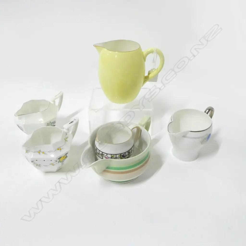 6 SHELLEY CHINA CREAM JUGS MIXED PATS Image 1++