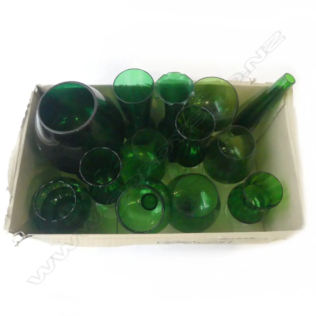 ASST. GREEN ART GLASS  Image 1++