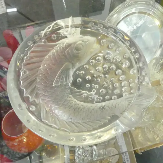 LALIQUE FRANCE CRYSTAL KOI FISH CONCARNEAU DISH/ASHTRAY, SIGNED.Dia 155mm