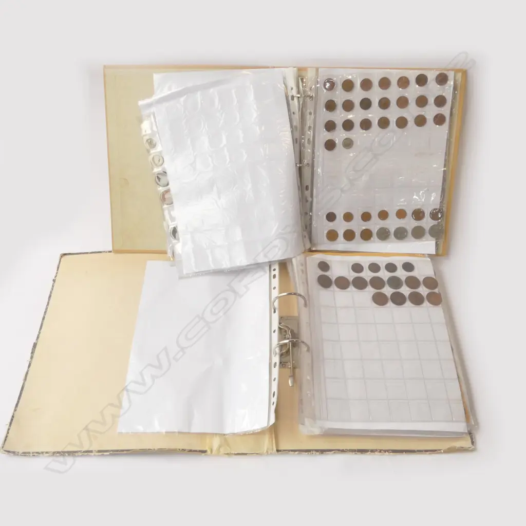 2 ALBUMS COINS NZ & OTHERS Image 1++