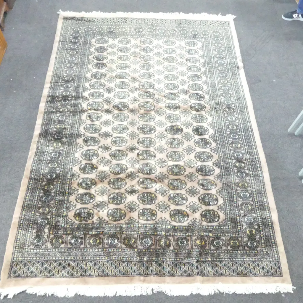 HAND KNOTTED WOOL PILE RUG 2740x1910mm Image 1++