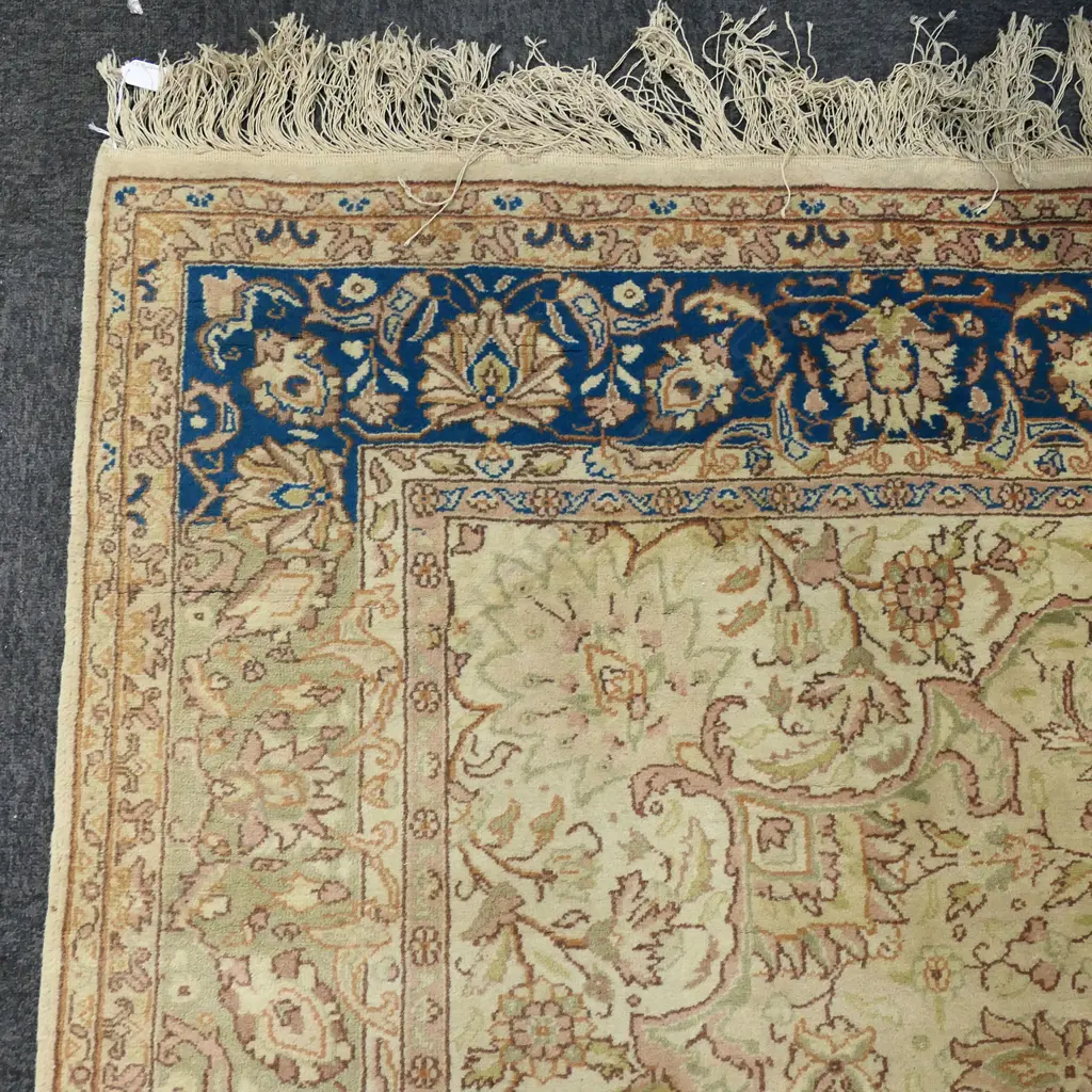 HAND KNOTTED WOOL PILE RUG 1850x1190mm Image 1++