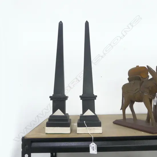 PR EBONISED OBELIKS H.470mm