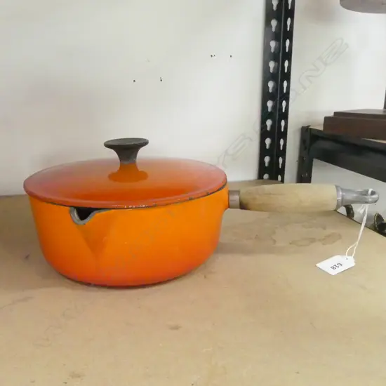 LE CREUSET CAST IORN AND ENAMEL SAUCE POT No.20