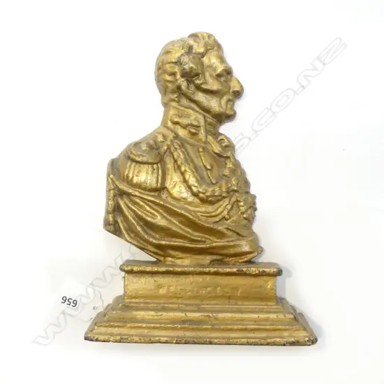 VINTAGE DUKE of WELLINGTON CAST METAL DOORSTOP