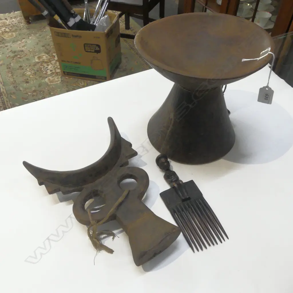 CARVED WOOD CEREMONIAL BOWL H.210mm, HEADREST & COMB Image 1++