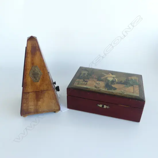 FRENCH METRONOME H.220mm, WRITING SLOPE W.215mm