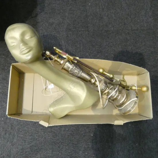 VINTAGE BRASS; TALL REGENCY STYLE TABLE LAMP, H.600mm, PR ANDIRONS, FIRE POKER & VINTAGE MANNEQUIN, H.550mm