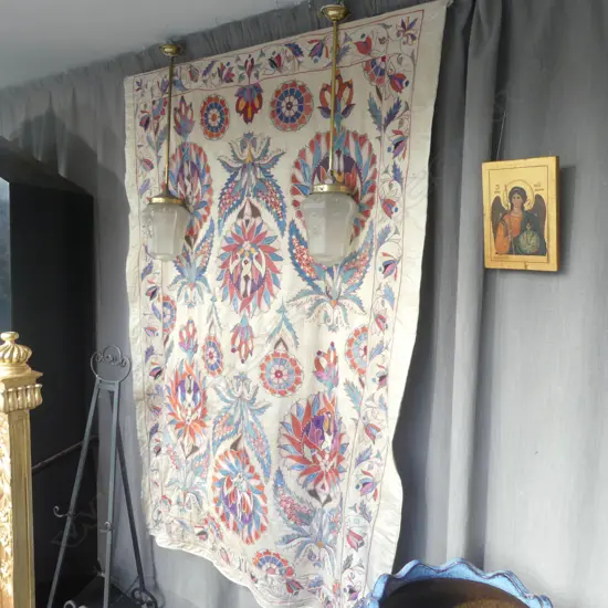 SILK SUZANI WALL HANGING TAPESTRY W.1500mm