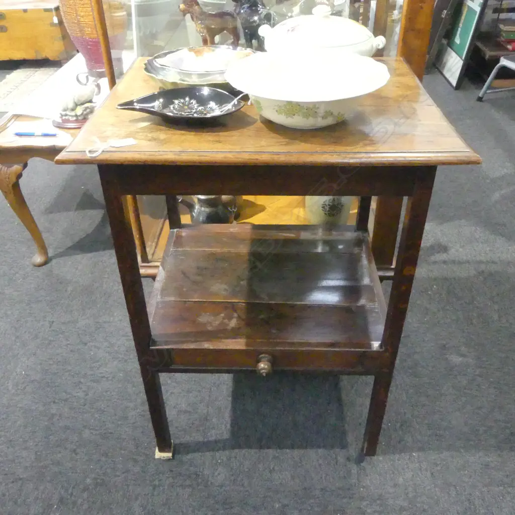 OAK TWO TIER SIDE TABLE 570 x 500 x 740mm Image 1++