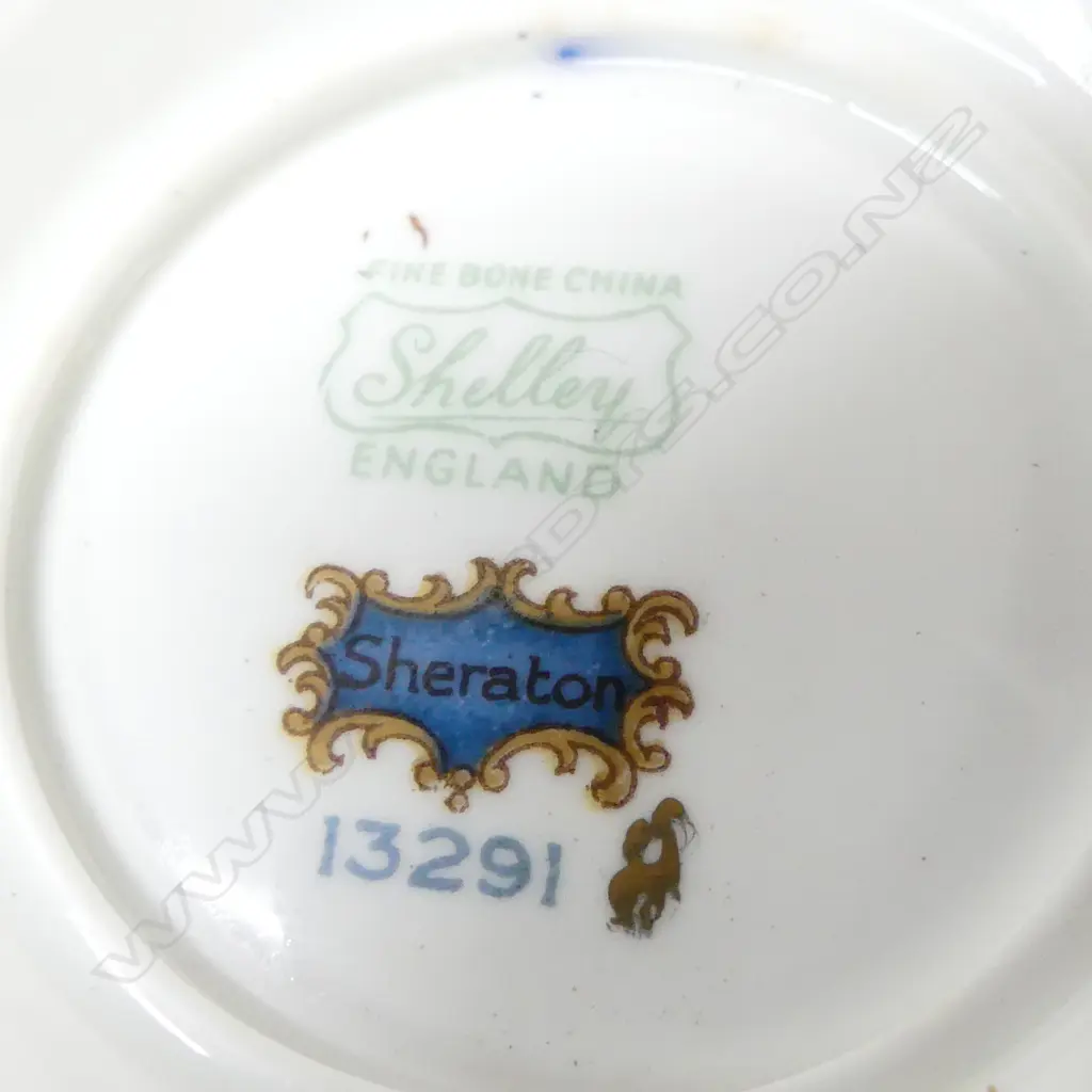 SHELLEY CHINA COFFEE POT (AF) TEAPOT C/SUGAR 3 CSPS 1 EXTRA CUP SHERTON PAT Image 1++