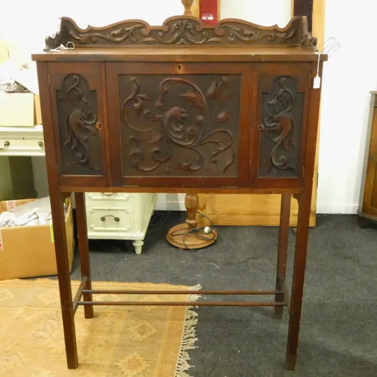20thC ARTS & CRAFTS FULL FRONT BUREAU U905x370x1280mm small repair