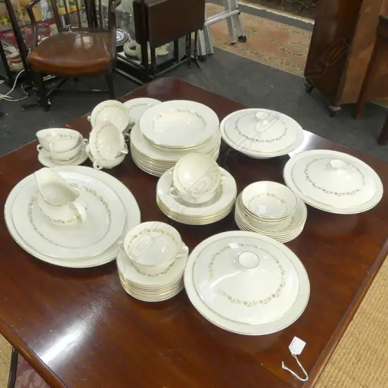 57 PCE ROYAL DOULTON 'FAIRFAX' DINNER SERVICE