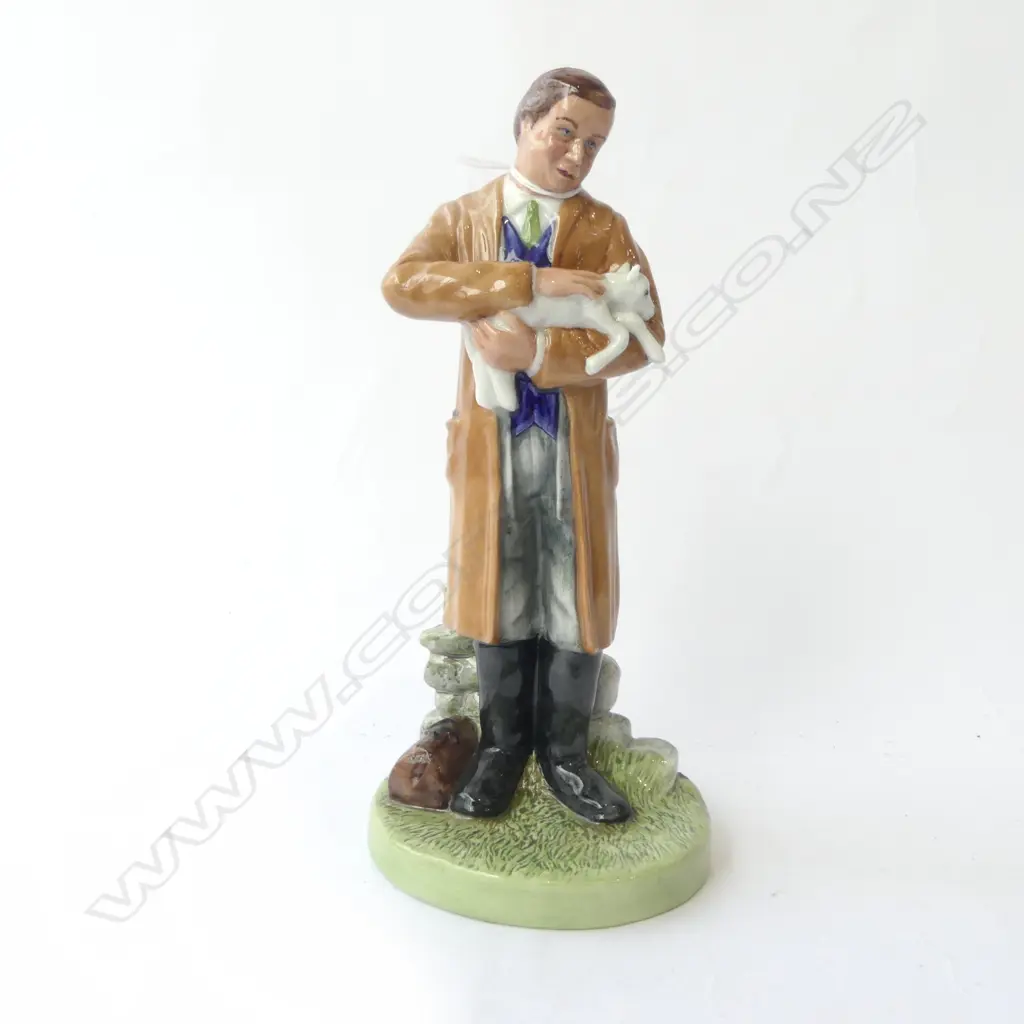 R/D FIGURE COUNTRY VET H240MM Image 1++