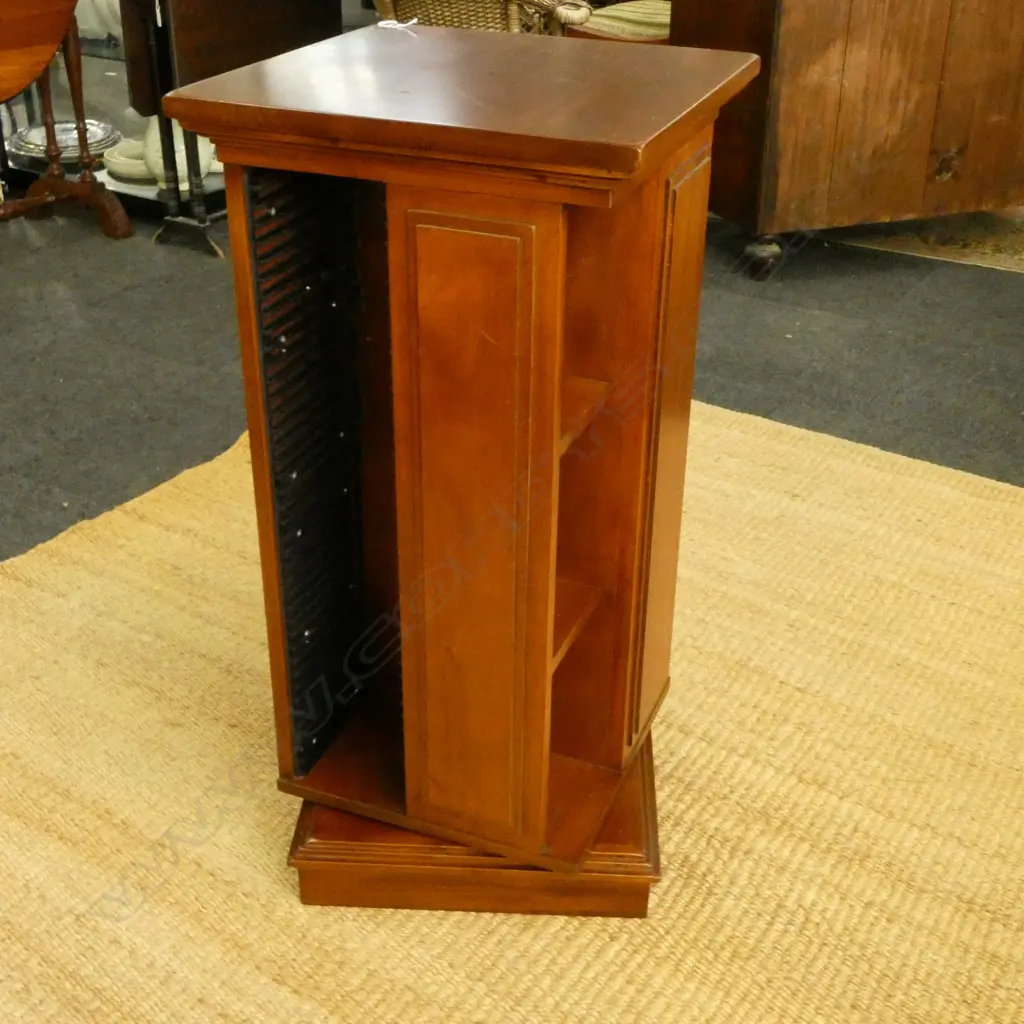 REVOLVING CD RACK 390x390x810mm Image 1++