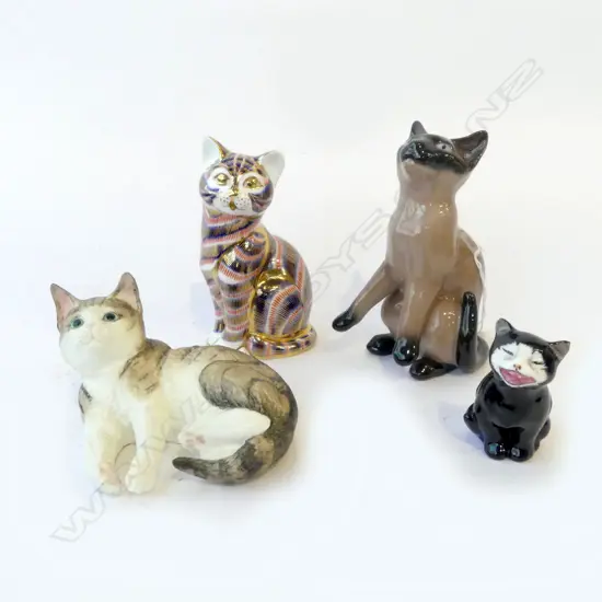4 CHINA CATS R/WORCESTER RCD RD & B&G H140MM TALLEST