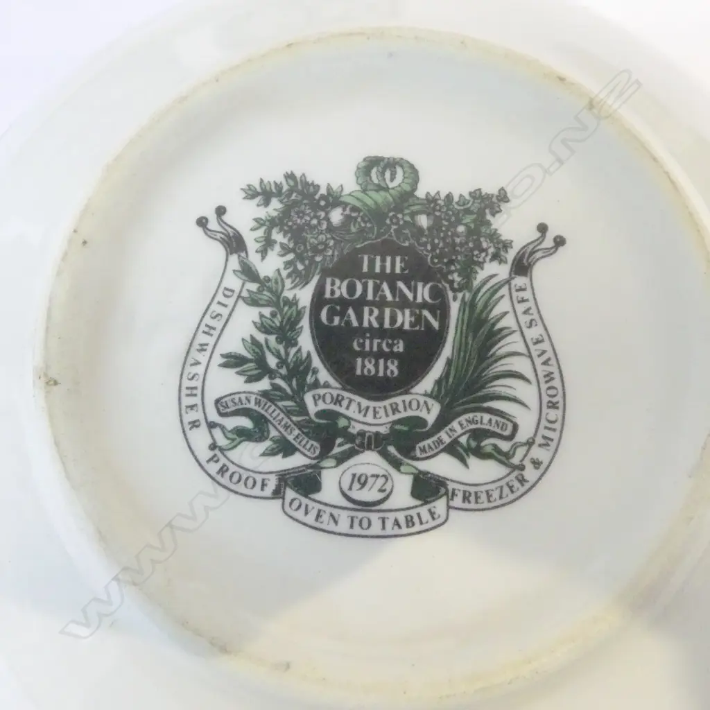 COLLECTION OF PORTMERION SOUP COUPES Image 1++