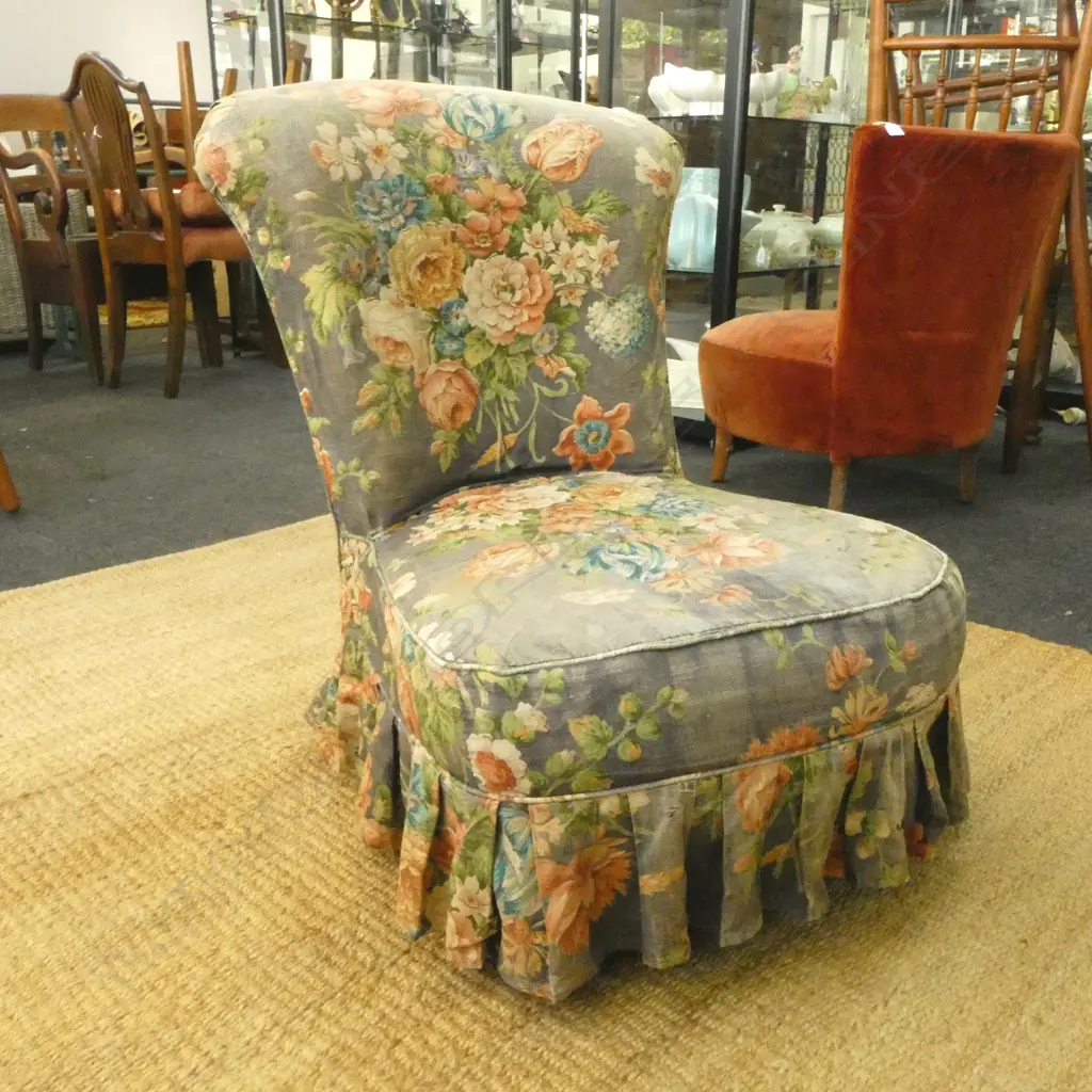 FLORAL UPHOLSTERD (WORN) NURSING CHAIR Image 1++