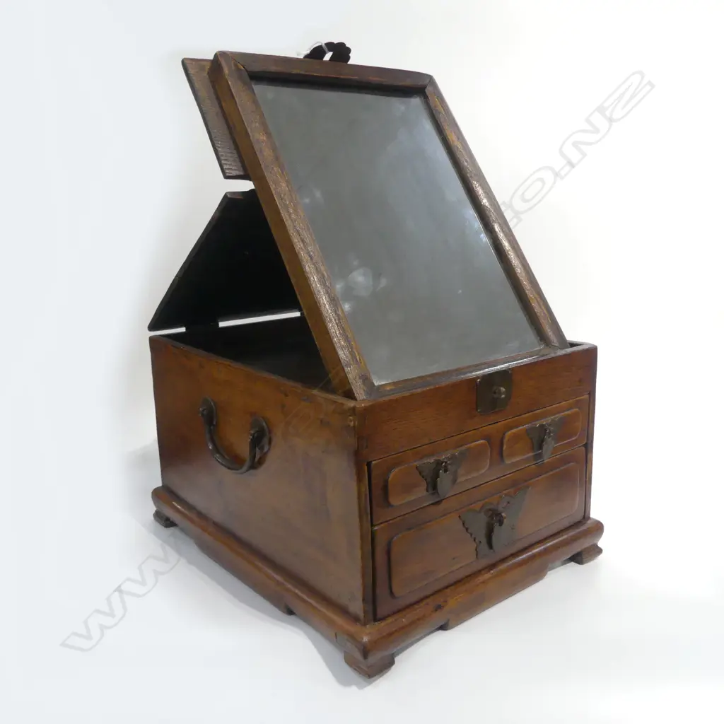 BRASS BOUND ORIENTAL JEWELLERY BOX 240x300x190mm Image 1++