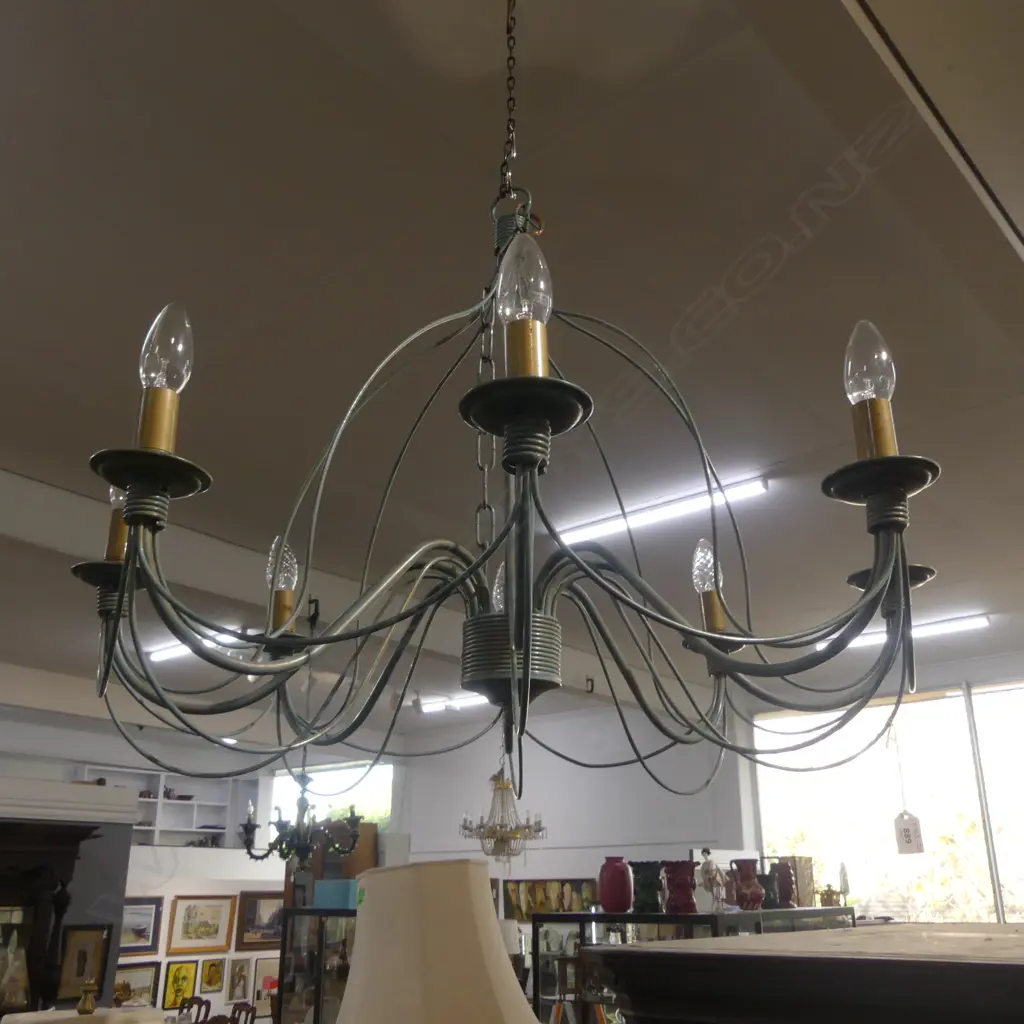 METAL 8 ARM CHANDELIER 780mm (DIAMETER) x 540mm Image 1++