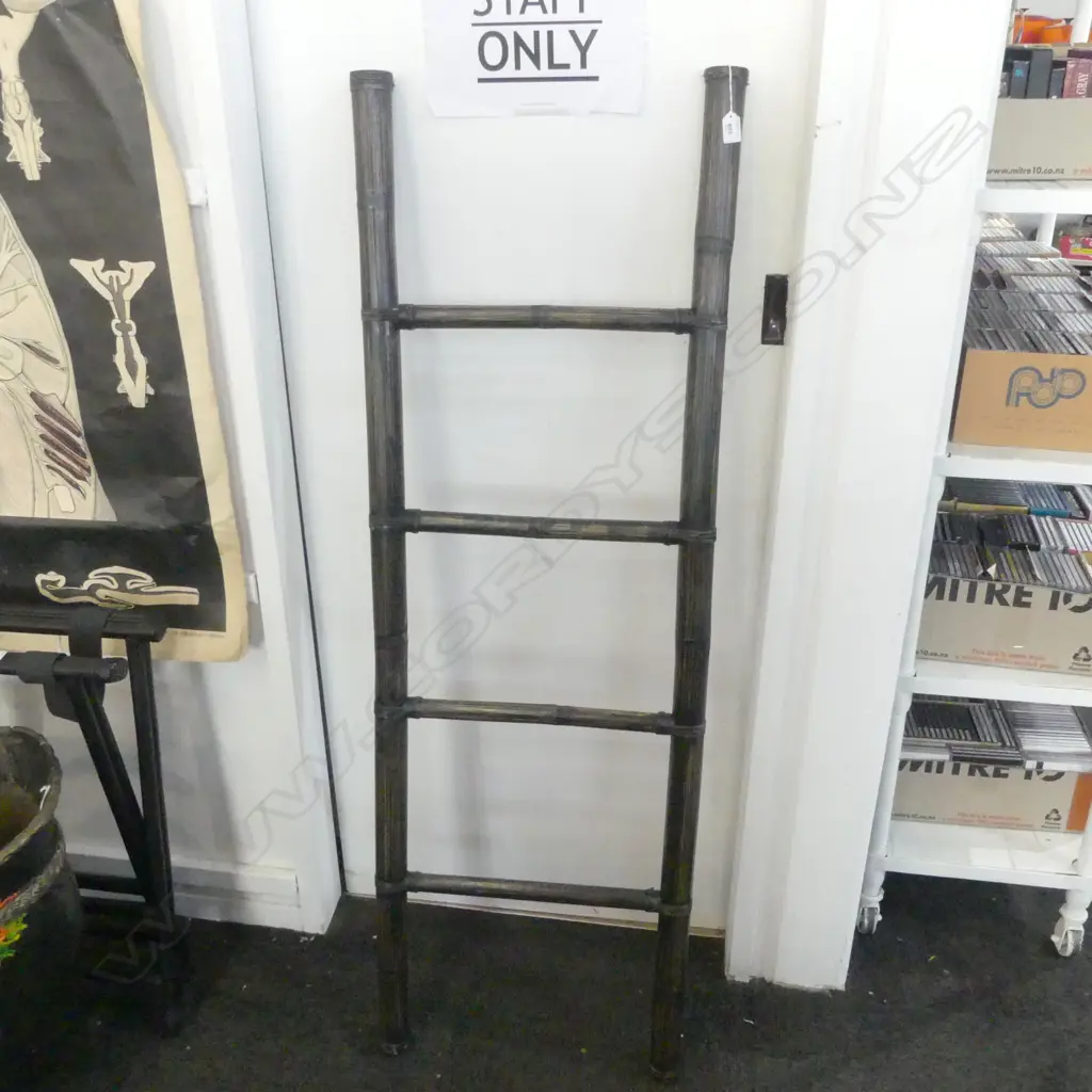 EBONISED BAMBOO LADDER 1500mm Image 1++