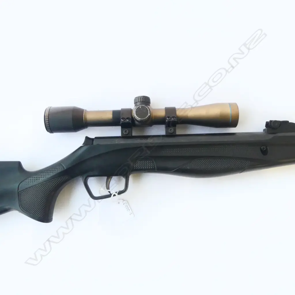 STOEGER RX5 AIR RIFLE 4x32 SCOPE Image 1++