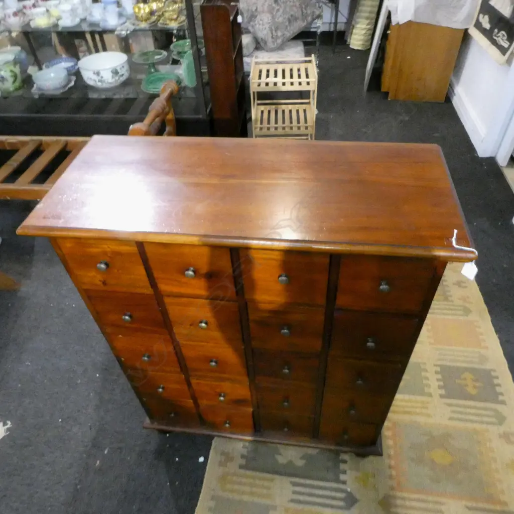 APOTHECARY STYLE CHEST 900x380x1110mm Image 1++