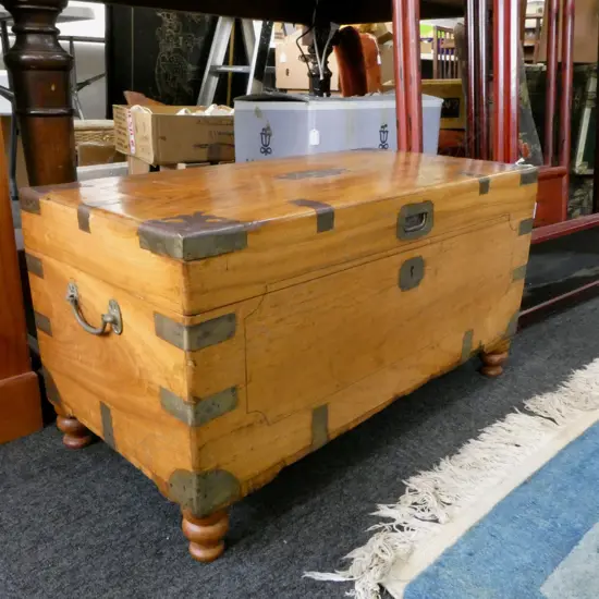 OLD CAMPAIGN STYLE BRASS BOUND CAMPHORWOOD CHEST ON BUN FEET 730x380x390mm