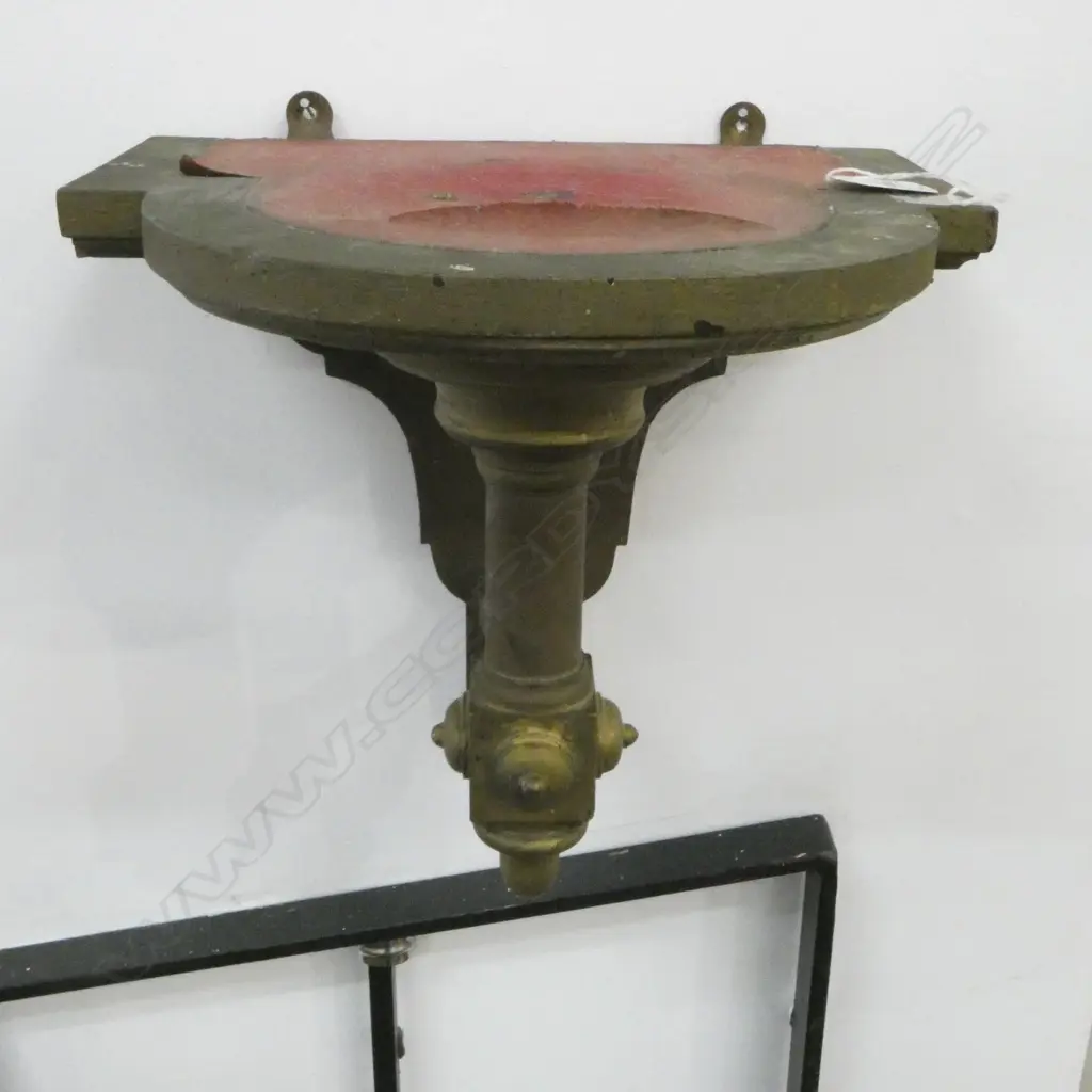 GILT WALL MOUNTED DISPLAY SHELF H.305mm Image 1++