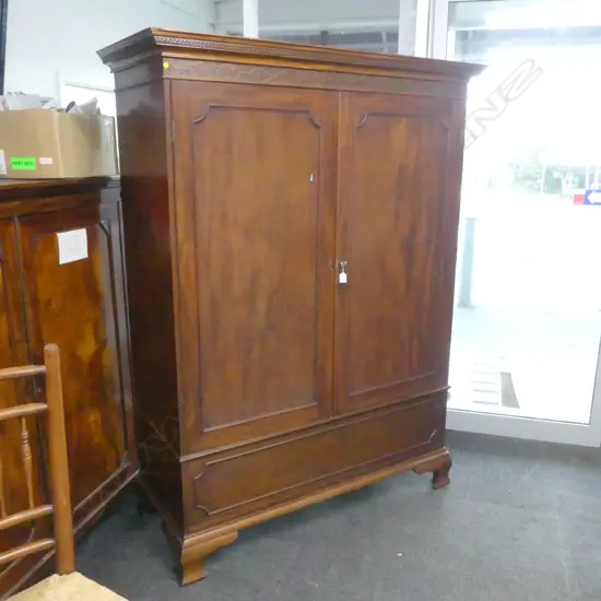 MAHOGANY WARDROBE 1330x510x1810mm