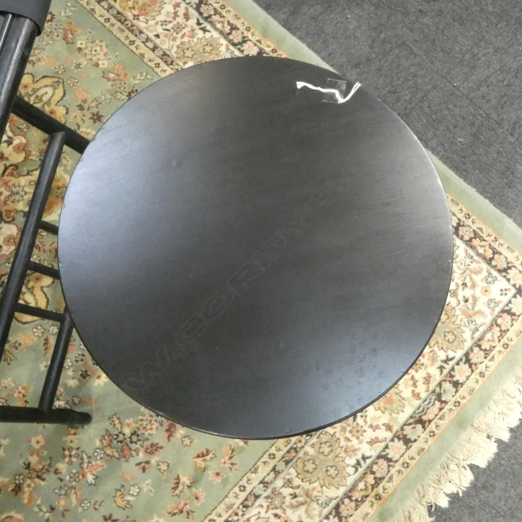 LAGGAGE RACK & METAL OUTDOOR WINE TABLE Image 1++