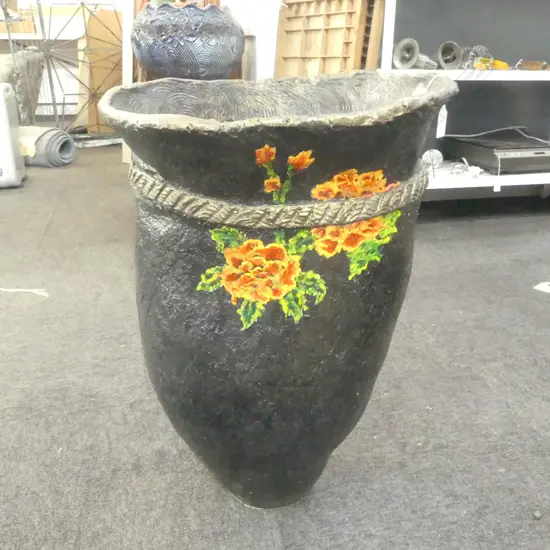 KEUM SUN LEE, LRG FLOOR POT, UNGLAZED, H. mm