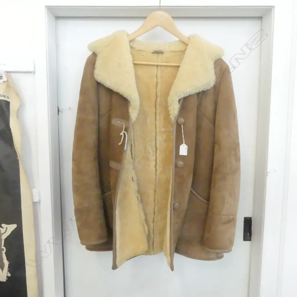 KNIGHTS TAILORED WOOLLEN COAT Image 1++