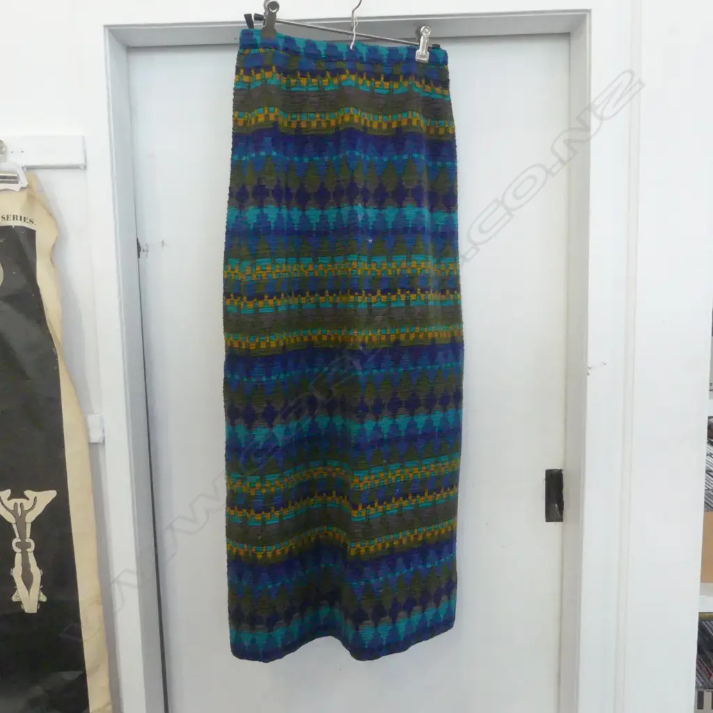 1960'S/70'S 'MILADY STYLES AUCKLAND NZ'  WOVEN LONG SKIRT tribal banded style. Size 14   Image 1++