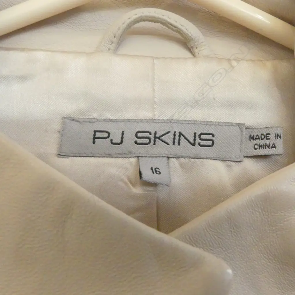 CREAM LEATHER JACKET Image 1++