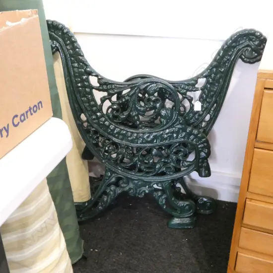 PR METAL BENCH ENDS H.760mm