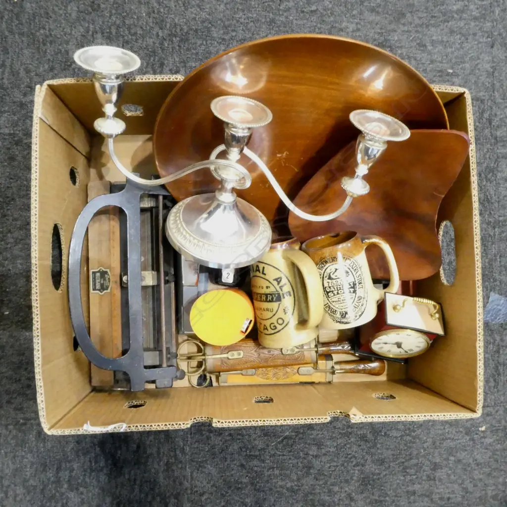 BOX OF WOOD BOWLS DESK CLOCK EP CANDLABRA & SMALL COLLECTABLES Image 1++