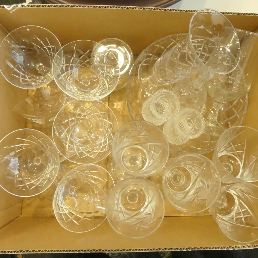 BOX OF MIXED CRYSTAL BOWL GLASSES VASES ETC Image 1++