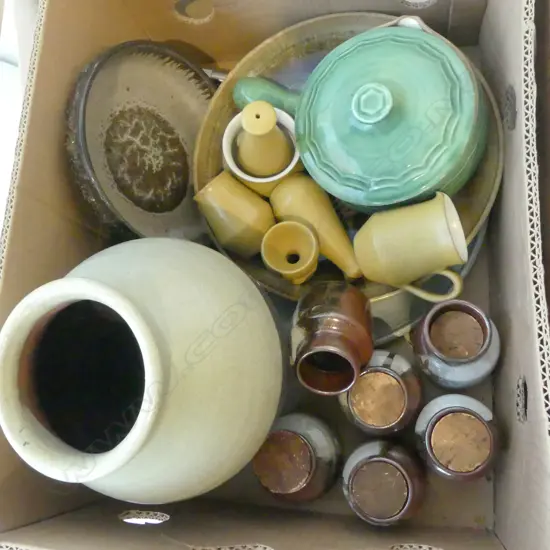 BOX OF STUDIO POTTERY PLATTERS VASE SPICE JARS ETC