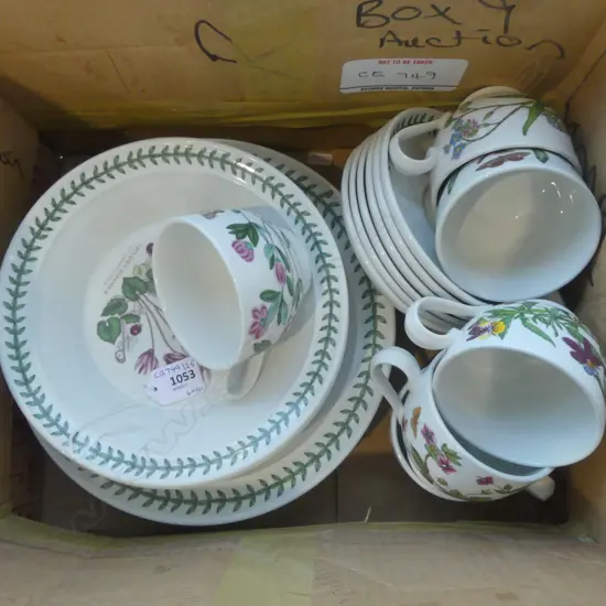 10 PORTMERION PLATES 5 DINNER  2 SANDWICH 3 SOUP & 6C/S