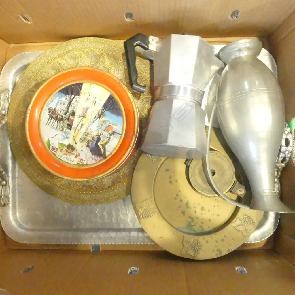 BOX LOT FLOWER FROGS BRASS DISHES ALLUMINIUM PCS ETC Image 1++