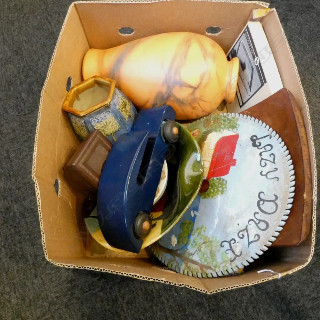 BOX OF ASST. COLLECTABLES Image 1++