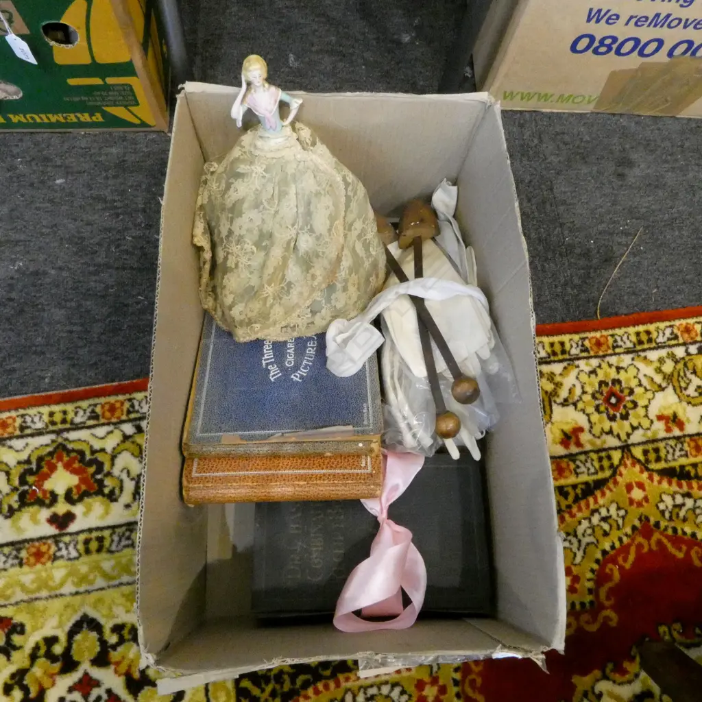 ASST COLLECTABLES INCL. CIG. ALBUM, PR VINTAGE SHOE HORNS, VINTAGE GLOVES, etc Image 1++