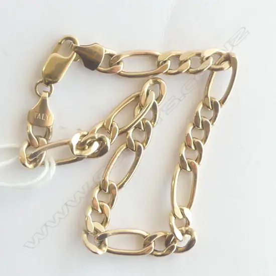 9CT GOLD  HOLLOW CHAIN BRACELET 6.56gm
